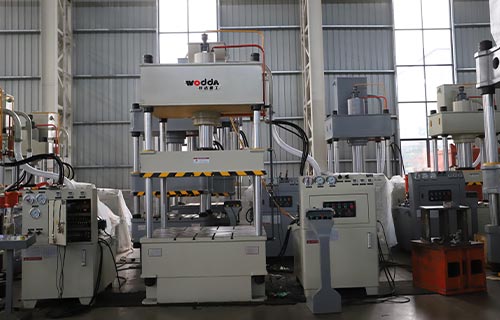 100噸四柱油壓機有什么優(yōu)勢？